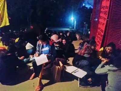pinjra tod refuses to back down  holds night long protest at lady shri ram college after miranda house