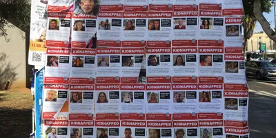 is israel s netanyahu in political trouble after agreeing to hamas  hostage deal 