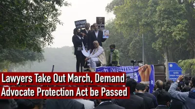 watch   lawyers take out march in delhi  demand  advocate protection act  be passed