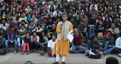 let s celebrate the teachers who take teaching outside the  classroom