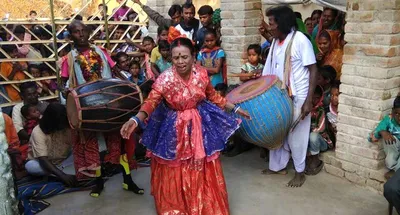 purulia s nachaniyas still dance to escape destitution