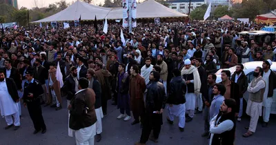 in pakistan  the press remains in chains while pashtun activists march on