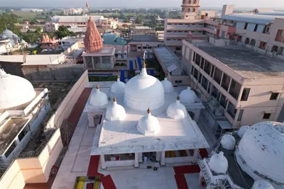 a dargah’s distortion  how gujarat’s imamshah bawa dargah was converted to a temple over time