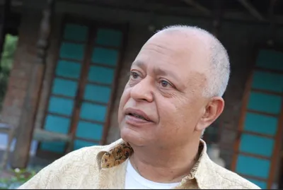 pradeep sachdeva  an unusual architect