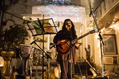 fighting urban loneliness with art