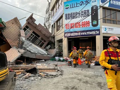 strong earthquake rattles southeast taiwan  146 injured so far