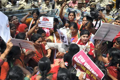 congress hits out at modi govt for its handling of women s reservation  says pm owes nation an  apology 