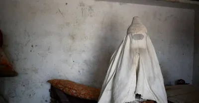 pakistan  8 year old zohra shah  a caged soul killed for setting birds free