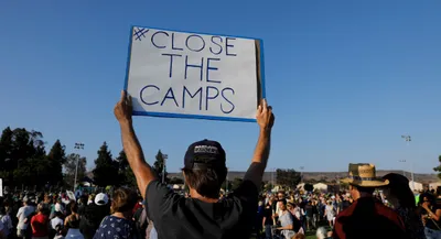 donald trump announces wave of deportation arrests starting sunday