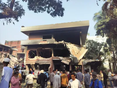 could the attack on mujibur rahman s home dhanmondi 32 be a turning point for bangladesh politics 