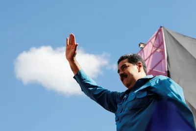 venezuela’s presidential fight begins  maduro favourite