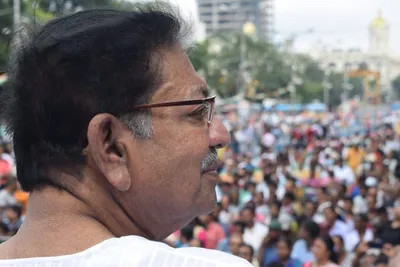somen mitra s death has created a vacuum in the west bengal congress