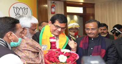 modi s trusted aide a k  sharma joins bjp in up  may become a minister in adityanath s cabinet
