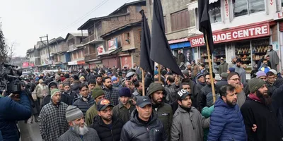is operative s killing reveals power struggle in kashmir militant ranks