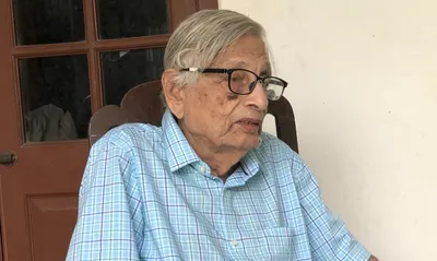 history must be based solely on evidence  irfan habib