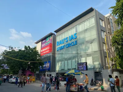 who will bell the cat  are government offices  school buildings  court rooms following safety rules 