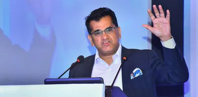 remove your blinkers  mr kant  we have too little democracy 