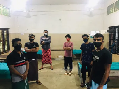 kozhikode plane crash  civilian volunteers  asked to quarantine  say  no regrets 