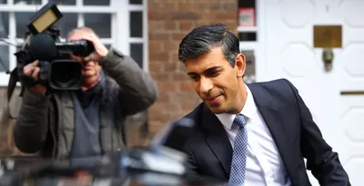 a looming recession  high inflation and strikes face the uk’s new prime minister rishi sunak