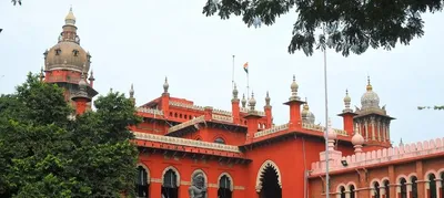 madras hc admits pil demanding suspension of lakshmi vilas bank board