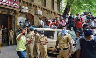 once there was news  now there are loud anchors  sold out editors and bjp s it cell 