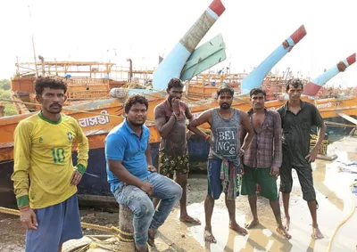 in south 24 parganas  politics takes backseat as fishers grapple with rising diesel prices