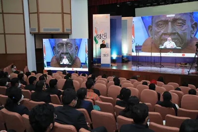 civil servants  from colonial clones to compliant managers 