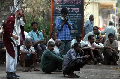 who is bearing the burden of india s rising unemployment 