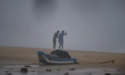 cyclone nivar  beach  flooding  video tweeted by prasar bharati  dd news was from 2017