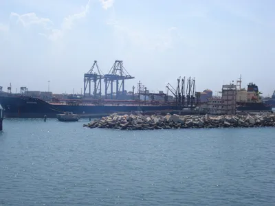 india’s water transport workers  union says won’t help ships carrying arms bound for israel
