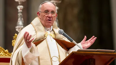 pope francis says free market   trickle down  policies fail society
