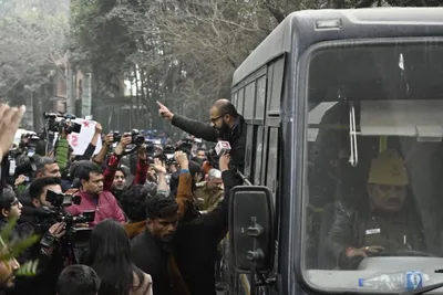 indian students  screenings of bbc s modi documentary despite ban make global headlines