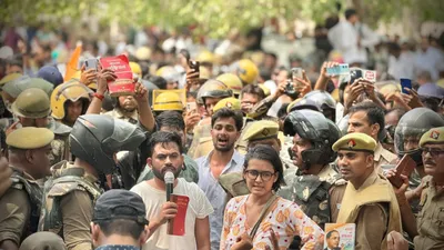 as student leaders detained  cjp joins lekhpal and sub inspector exam protesters in lucknow 