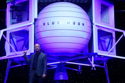 jeff bezos unveils moon lander mockup  embraces trump s lunar timetable