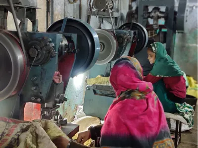 mapping women workers in india s manufacturing sector