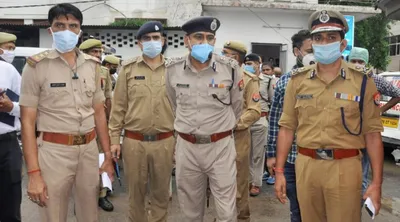 uttar pradesh  14 year old brother  family kill minor girl for talking to dalit boy over phone