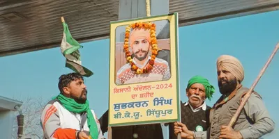 punjab police files fir in farmer s death case  his funeral held today