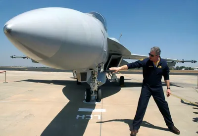 india eyeing boeing s super hornet in latest twist to air force procurement