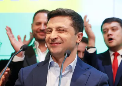 ukraine  exit polls show comedian zelenskiy set to become president