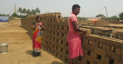 lakhs of migrants from western odisha deprived of voting rights