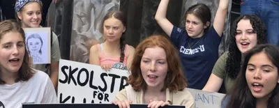 greta thunberg joins climate protest outside un in new york