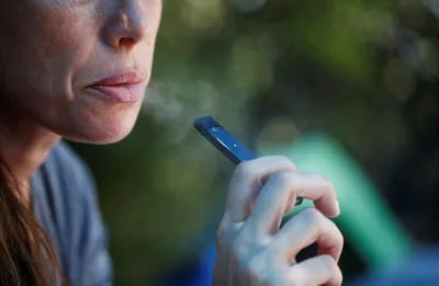 health ministry put checks on publishing or discussing research on e cigarettes