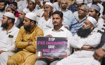 shifting waqf control from local bodies to a central authority is a disaster in waiting