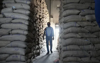 covid 19 lockdown  how india can provide food grains to stranded migrant labourers