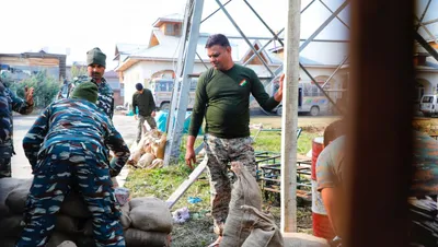  as if a war is about to break out   increased security force presence creates tensions in srinagar