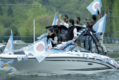 lacklustre campaign in j k masks future battle between omar  sajad lone