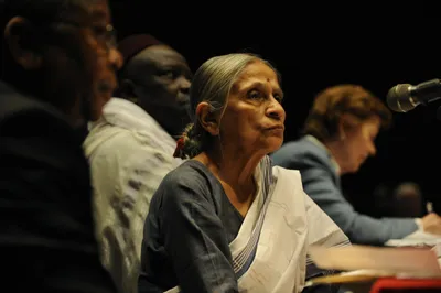 elaben bhatt  labour organiser and gandhian who helped working women fight for their rights