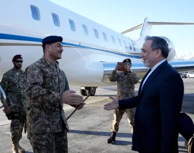 asim munir arrives in tehran in move to ease tensions and arrange more us iran talks