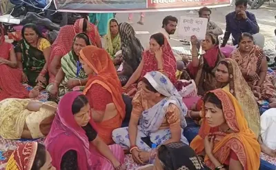 houses destroyed in blast that killed 13 at mp firecracker factory  workers  kin agitate for justice