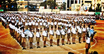 when rss shunned purohit  the other malegaon blast accused  for a  murder plot 